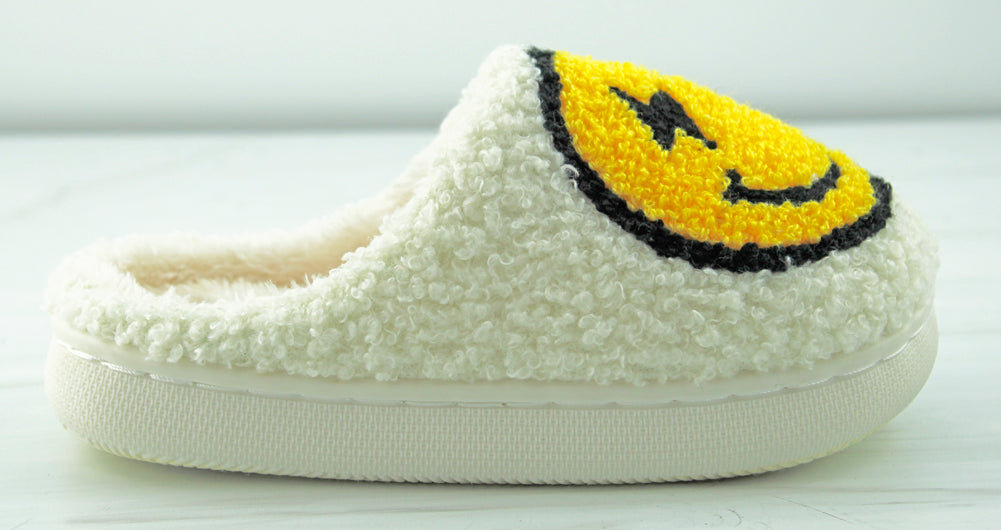 Derby 1K Little Kids Smiley Face Casual Comfort Slippers