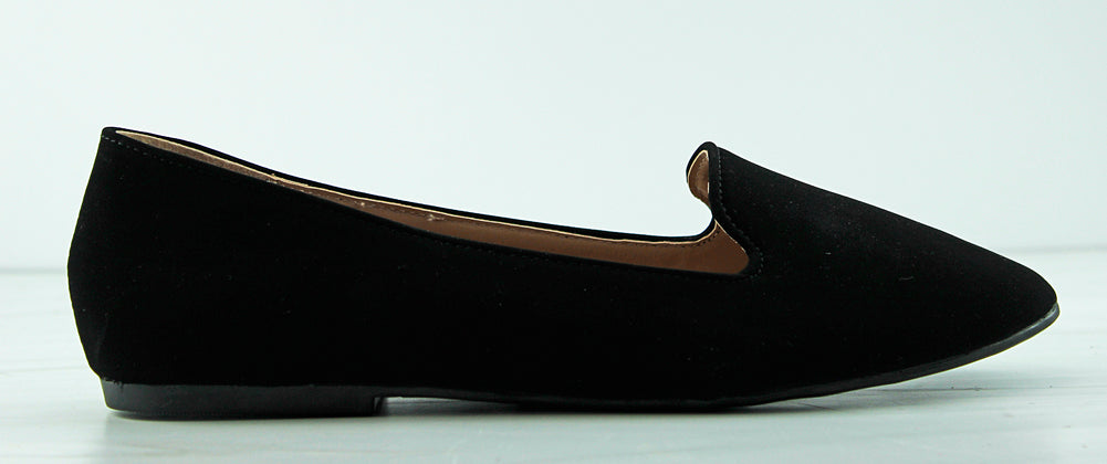 Diana 81 Women&#39;s Almond Toe Ballet Flats