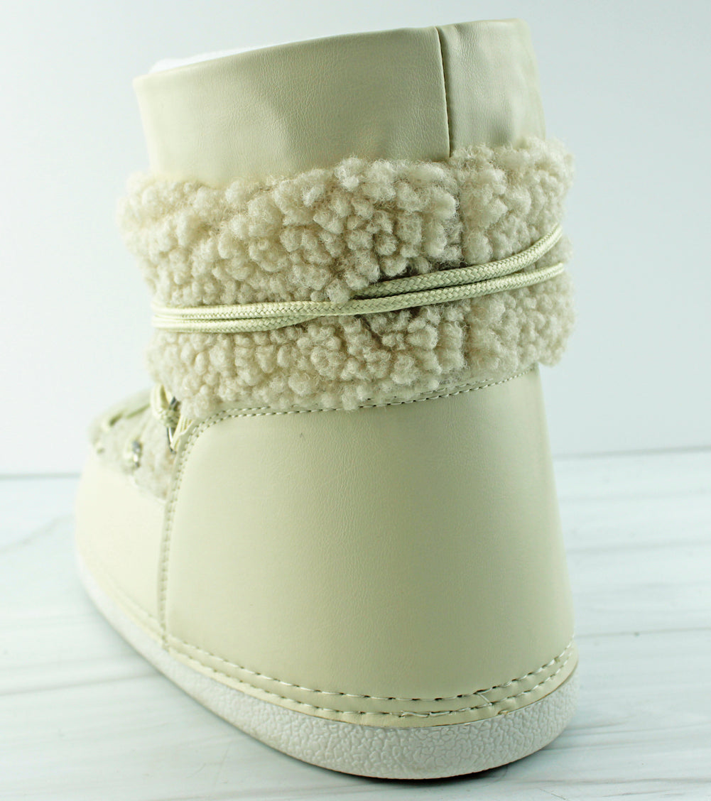 Emmett 36 Womens Shearling  Nylon Laced Moon Boots