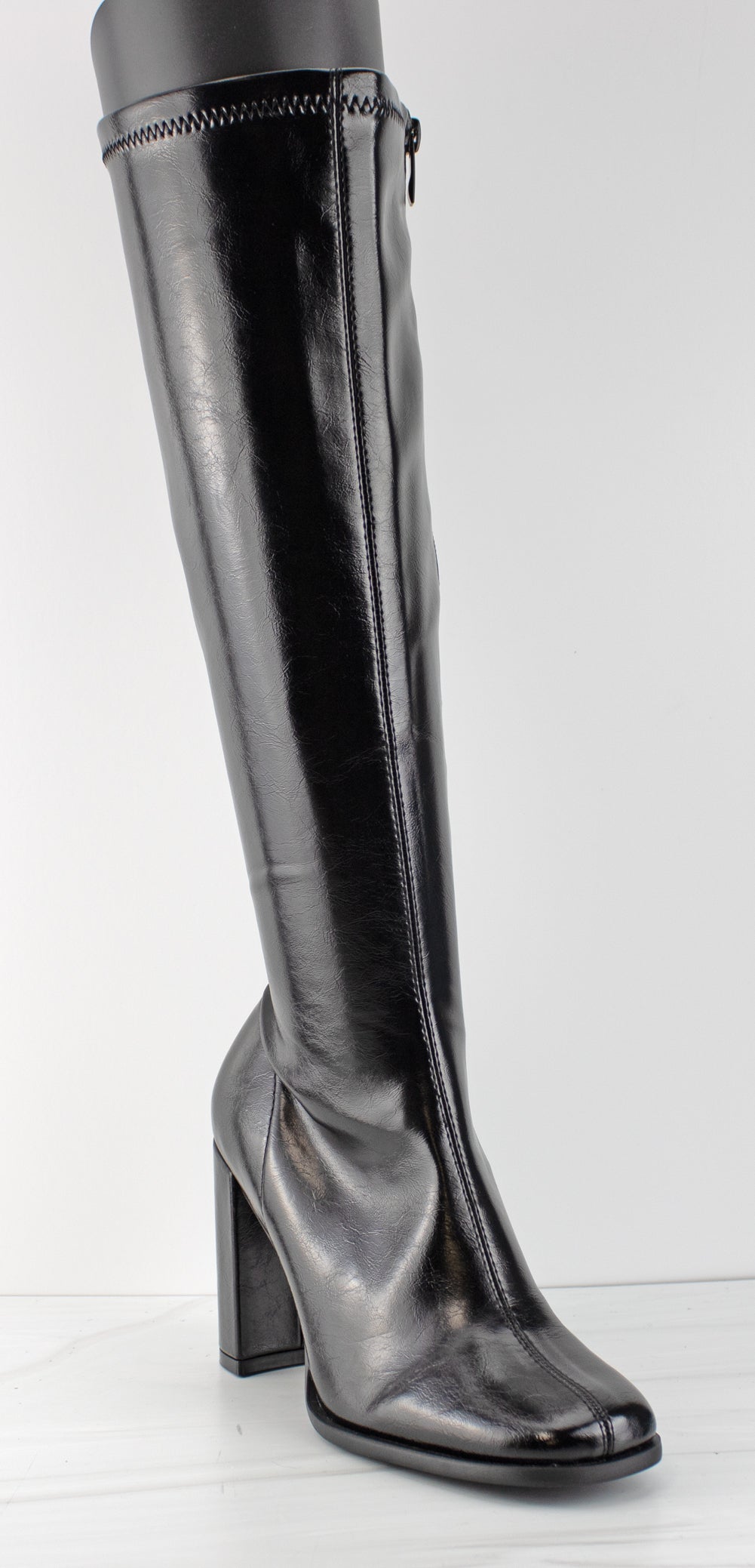 Ivy 80 Women&#39;s Tall Faux Leather Knee High Boots