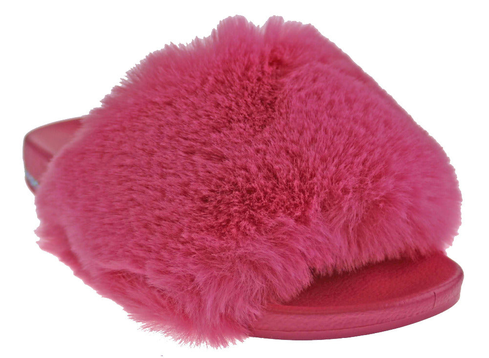 Furry Women&#39;s Ultra Soft Fluffy Slides