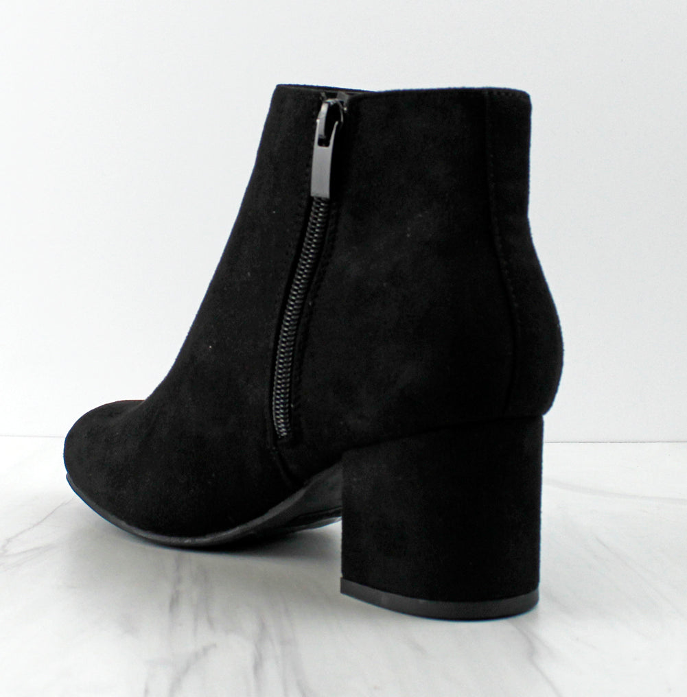 Ladd 1 Womens Faux Suede Chunky Heeled Zip Up Ankle Booties