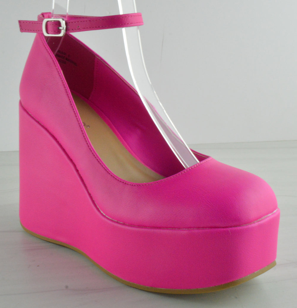 Nala 01 Ankle Strap Pump Wedge