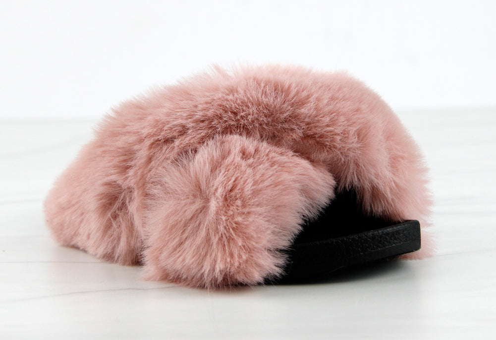 Oasis 1K Little Girls Criss Cross Band Ultra Furry Slides