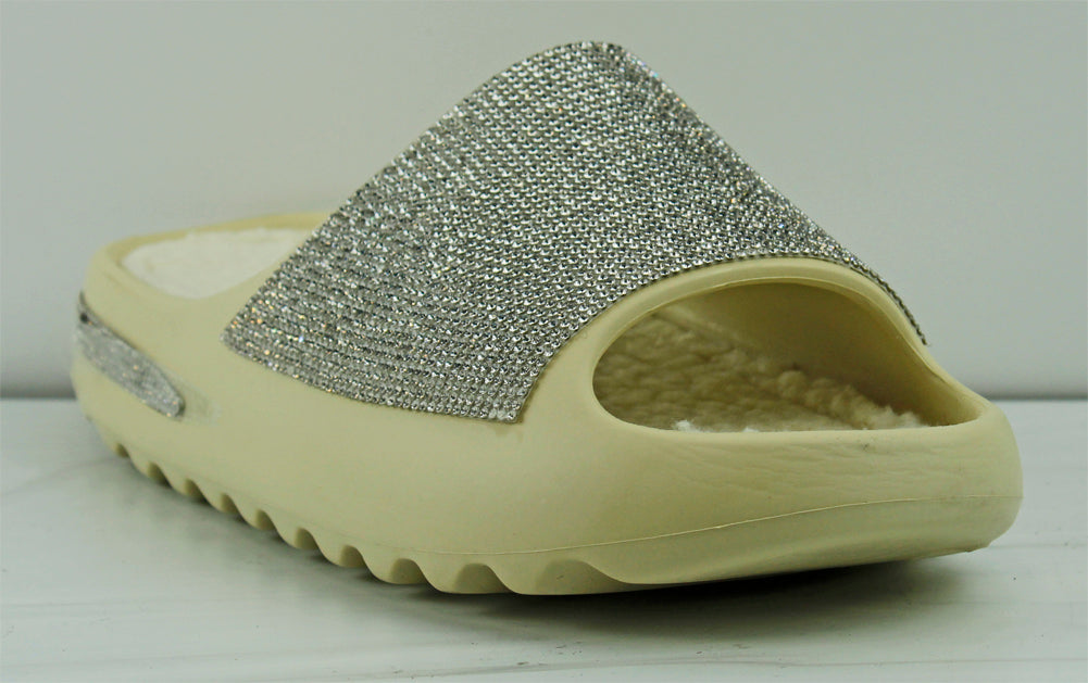 PlayoffD Women&#39;s Rhinestone Horizontal Grooved Outsole Slides